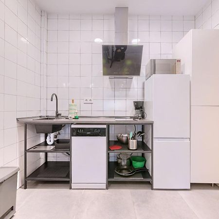 Apartamentos Basarrate Self Check In Bilbao Luaran gambar