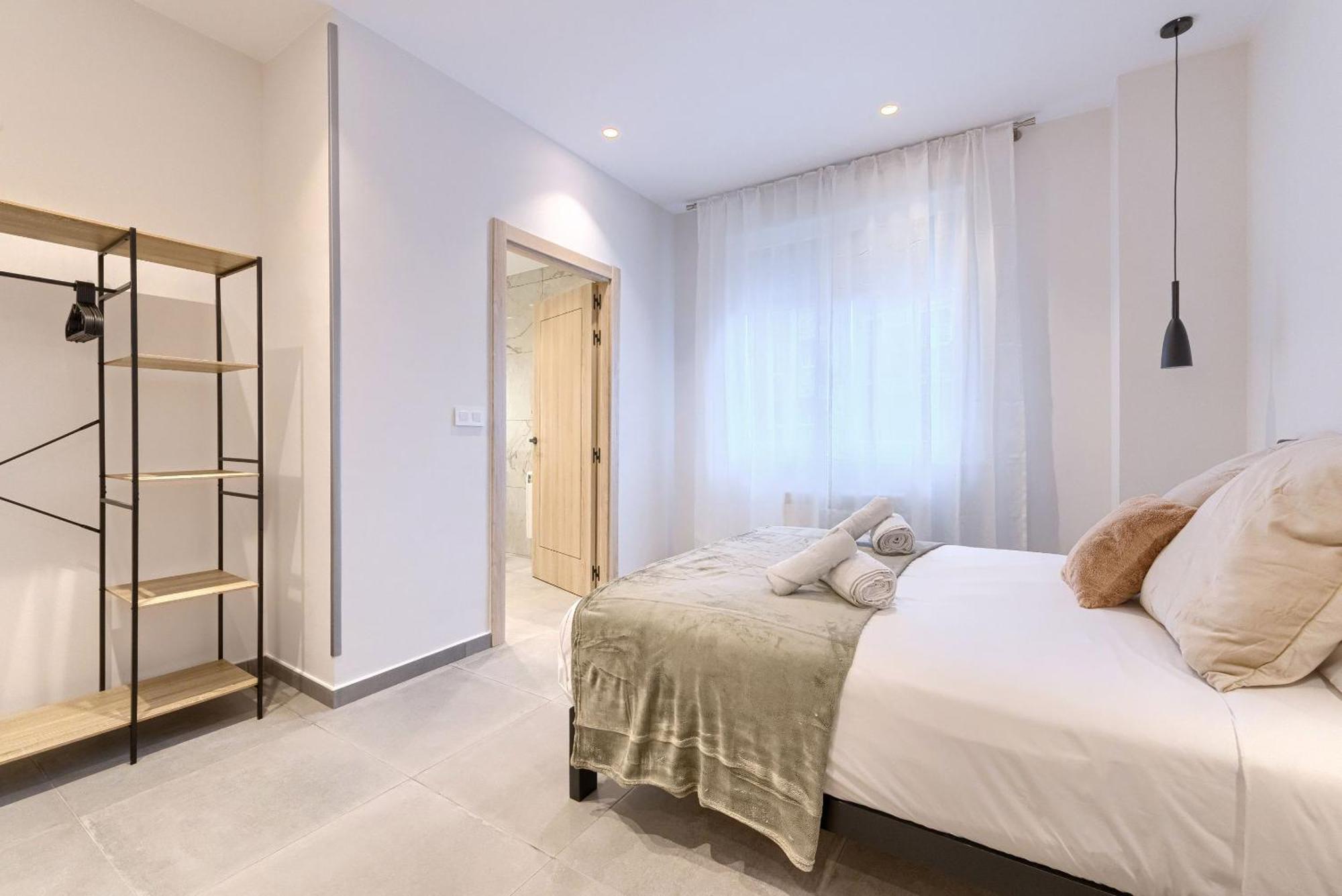 Apartamentos Basarrate Self Check In Bilbao Luaran gambar